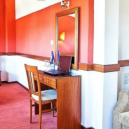 Hotel Anastassiou - Bike And Motorcycle Friendly